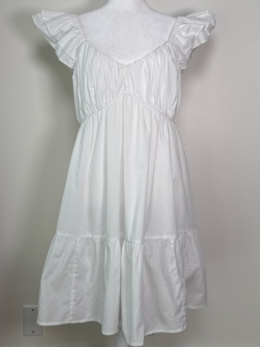 Abercrombie & Fitch White Mini Sundress Size LT Large Tall Ruffled Lined summer